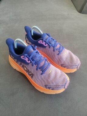 Hoka One One Women's Challenger Atr 7 Running Sneaker Shoes, Size 9 B US